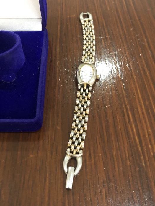 Zabytkowy zegarek damski szwajcarskiej marki Adriatica Vintage