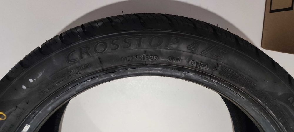 OPONA Compasal Crosstop 4S 215/45 R17 91 W XL