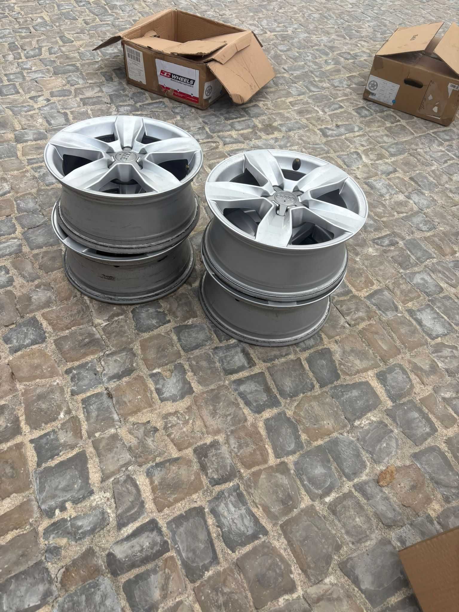 Jantes Originais Audi 17" – 5 Furos – Conjunto de 4