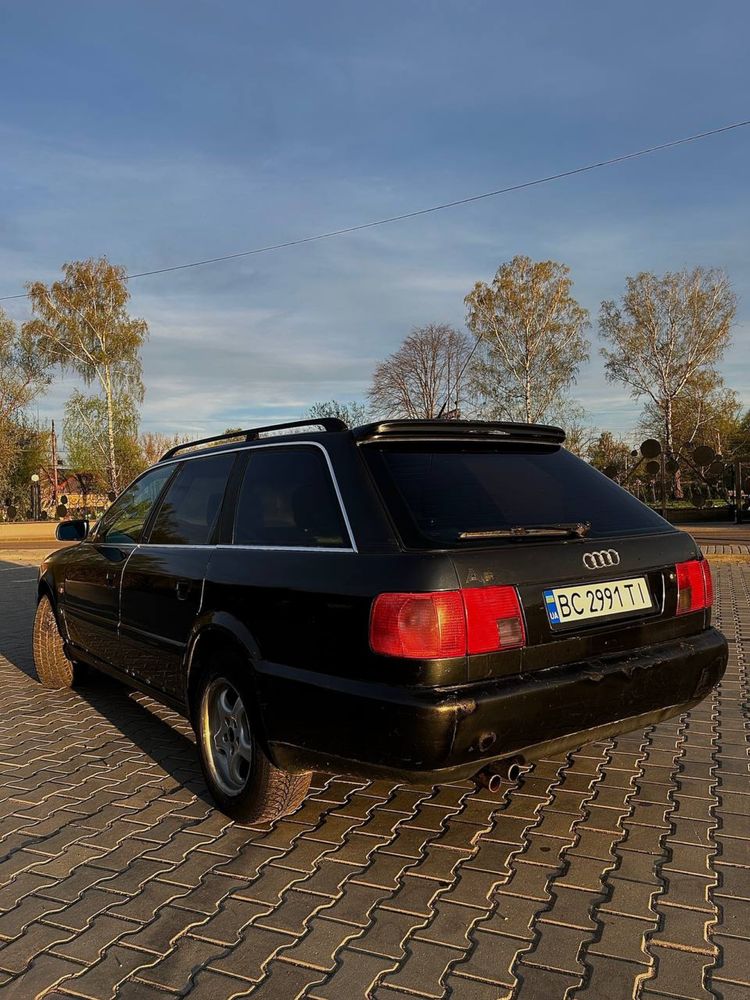 AUDI a6c4 1995р 2.6 газ/бенз