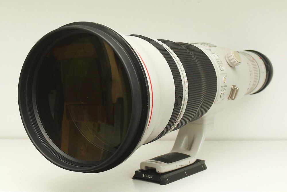 Vendo Canon EF600mm F4 IS II com adaptador EF para RF e 1.4X e 2X.
