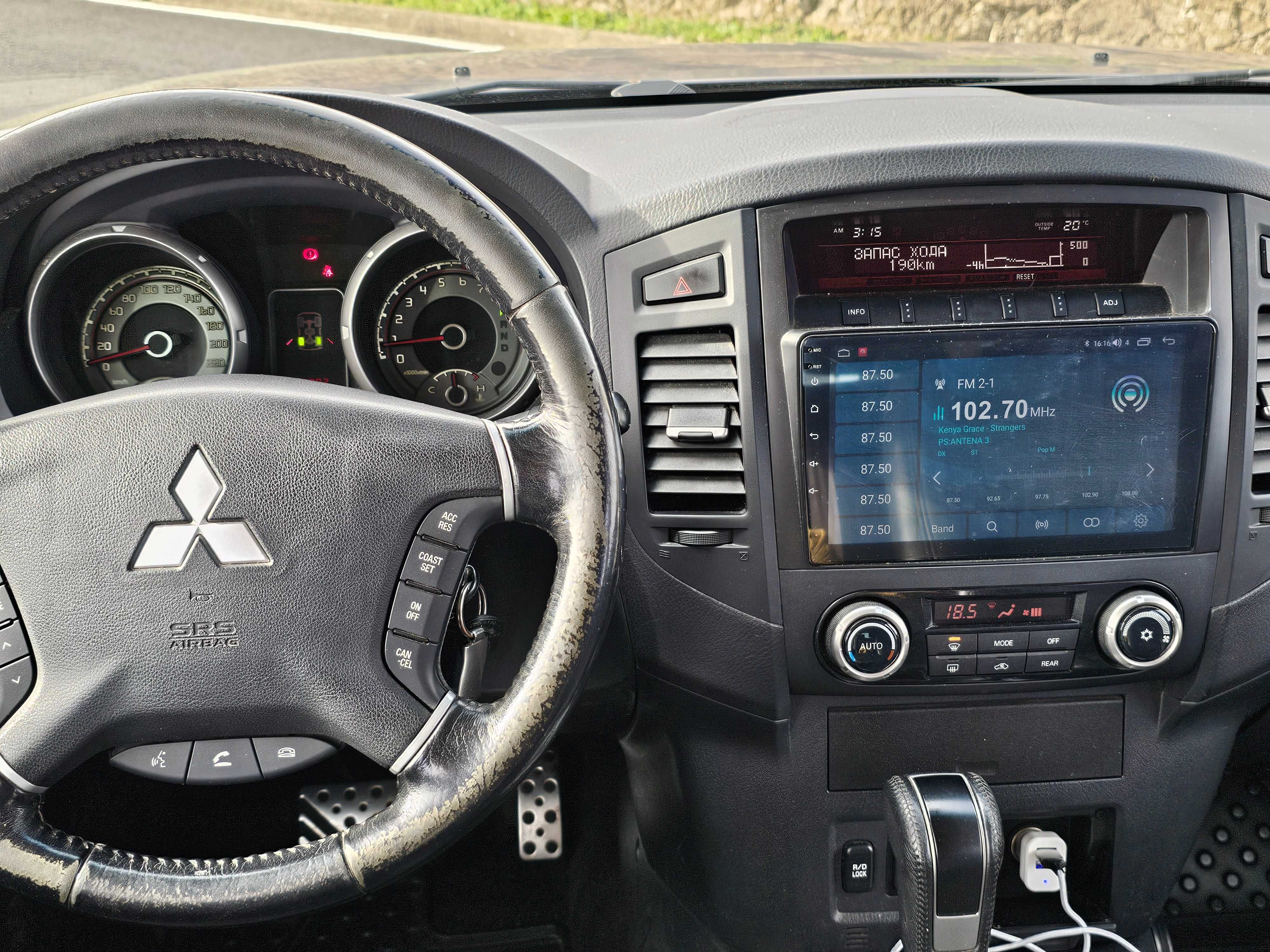 Mitsubihi  PAJERO