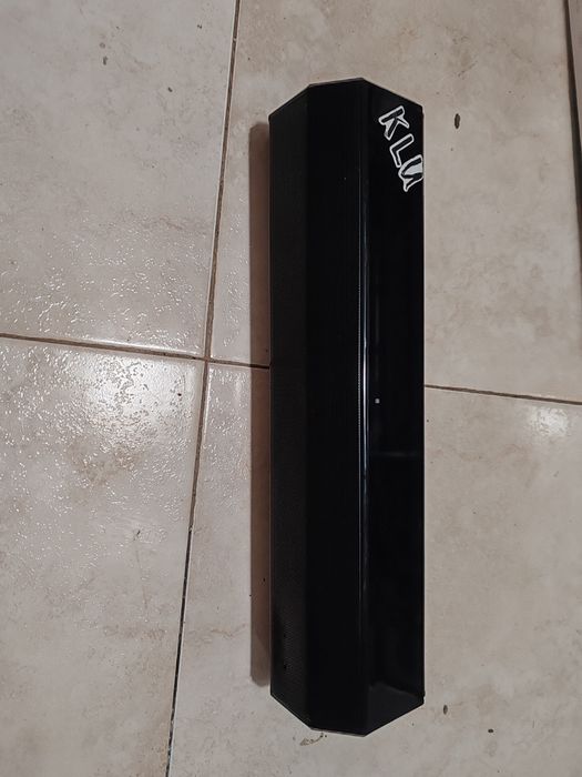 Caixa de som portátil potente