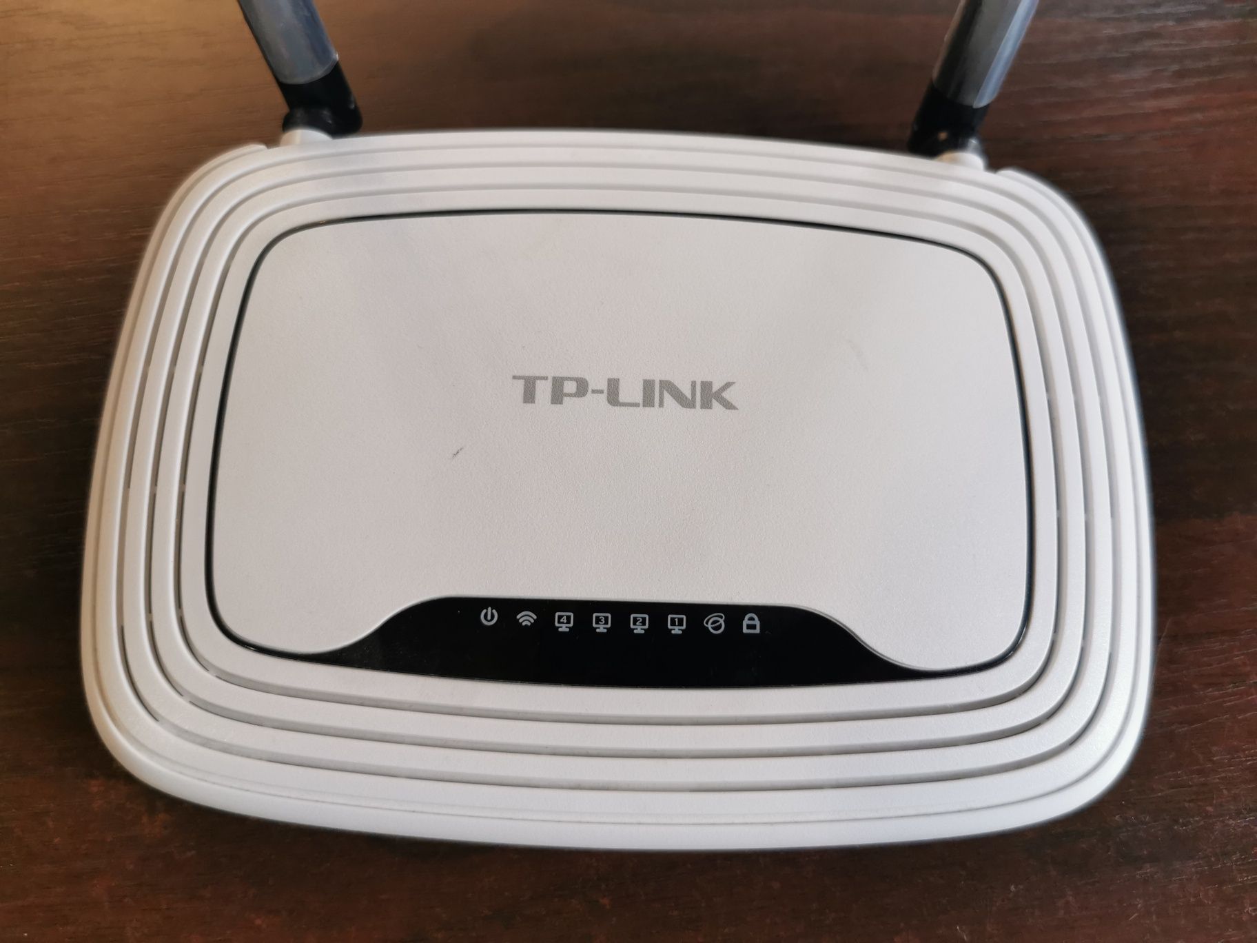 router TP LINK TL-WR841N