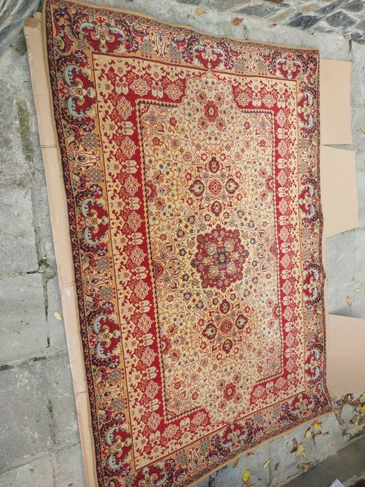 Коврова дорожка 2 на 3 гарно вимита