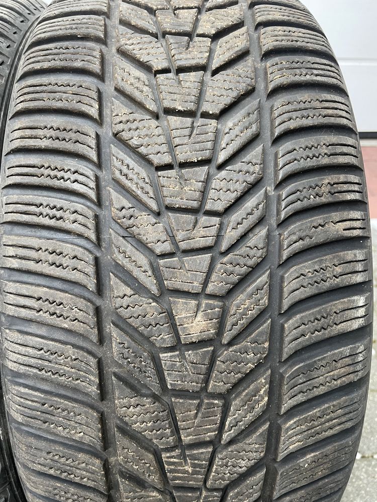 Hankook Winter i*cept Evo 3 225/40r18 Jak nowe ! Opony zimowe Komplet