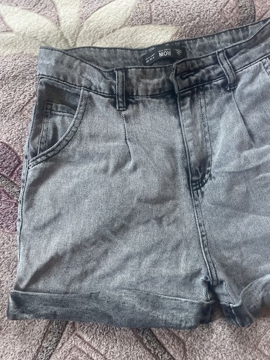 Джинсові шорти мом
