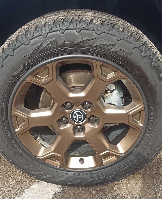 Toyota RAV4 hybrid Woodland edition