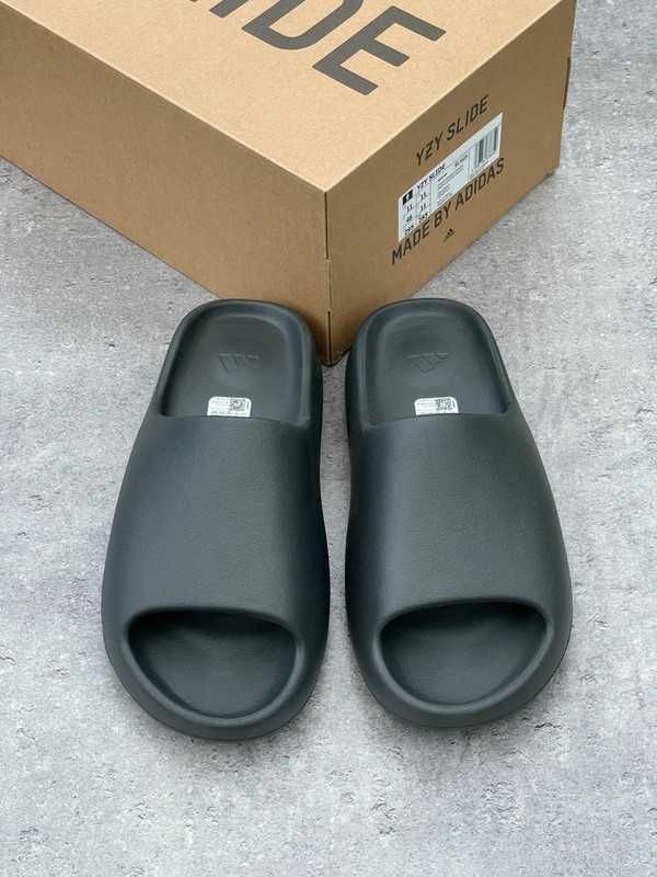 Adidas YeezySlide_Black Nowe damskie Klapki 37