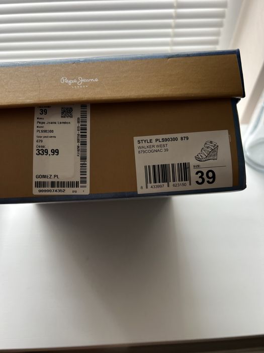 Sandały na koturnie roz.39 Pepe Jeans