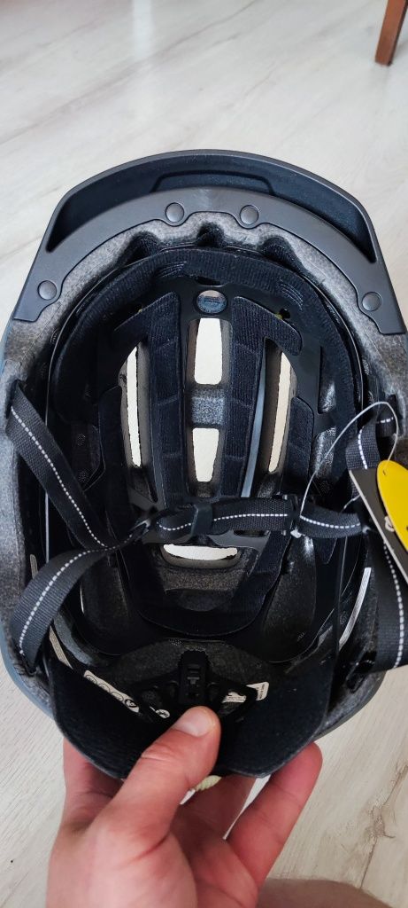 Kask rowerowy Giro Caden II Mips rozmiar "L"