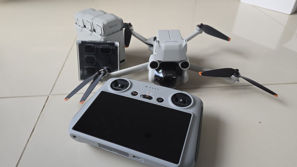Dron Dji Mini 3 pro fly more combo + dodatki