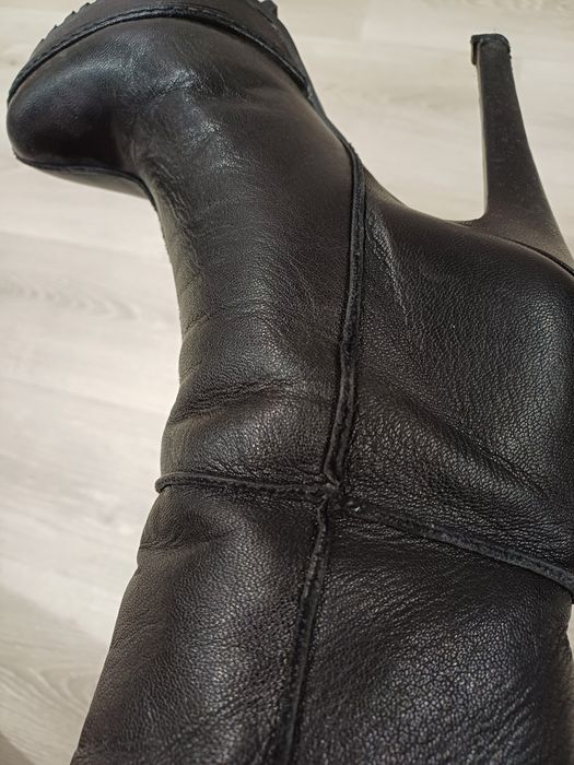 Зимове взуття жіноче