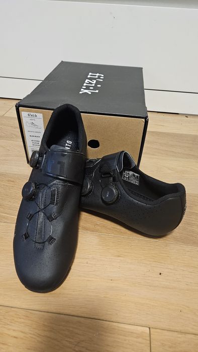 Sapatos Estrada Fizik Vento Infinito T43,5