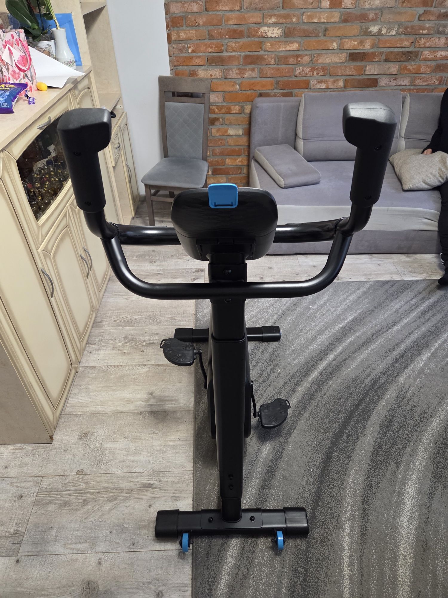 Rower stacjonarny Domyos EB900 B samozasilający