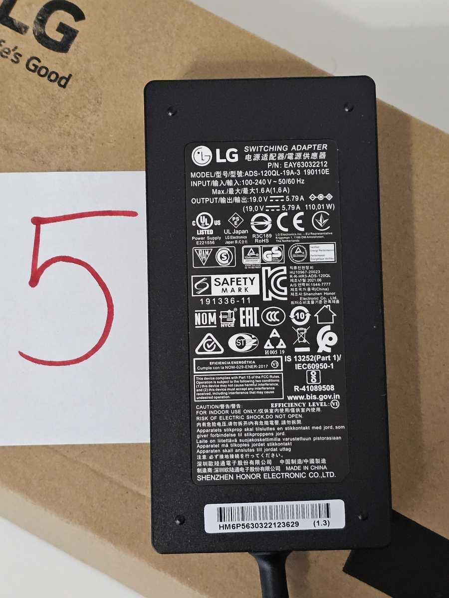 Zasilacz LG ADS-120QL-19A-3 19V 5.79A + HDMI 2.1 + DisplayPort 1.4