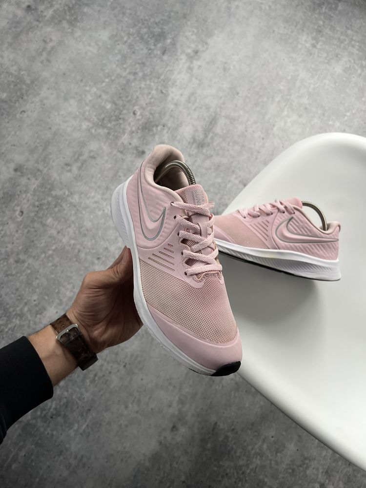 Оригінал! Жіночі кросівки Nike, Розмір 38 (24 см) Гарний стан!