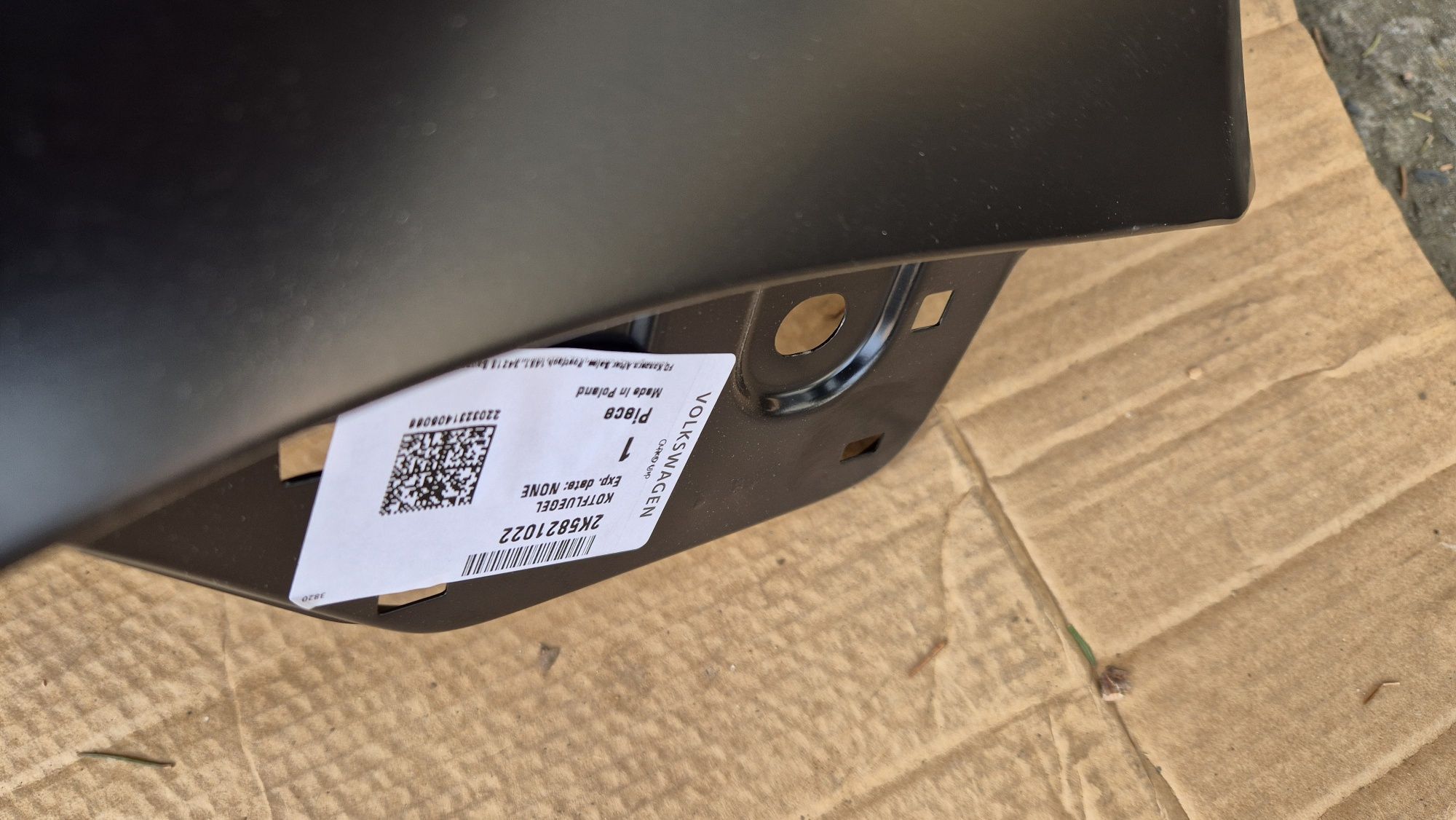Błotnik prawy przód vw caddy 3 III nowy 2K5 oryginał 10-15