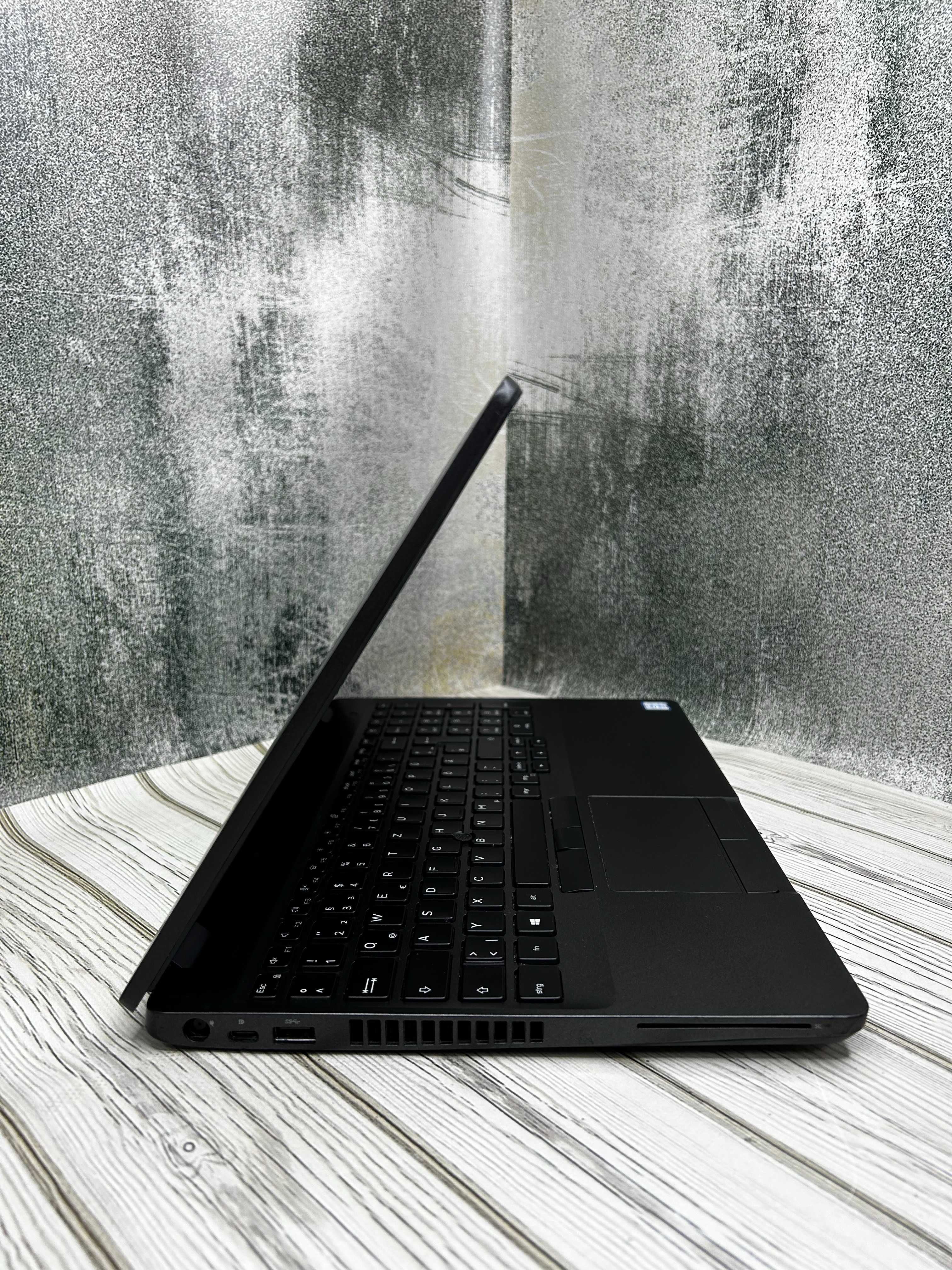 Ноутбук Dell Latitude 5500 15.6 Full HD\IPS\4х ядерний\SSD\для роботи