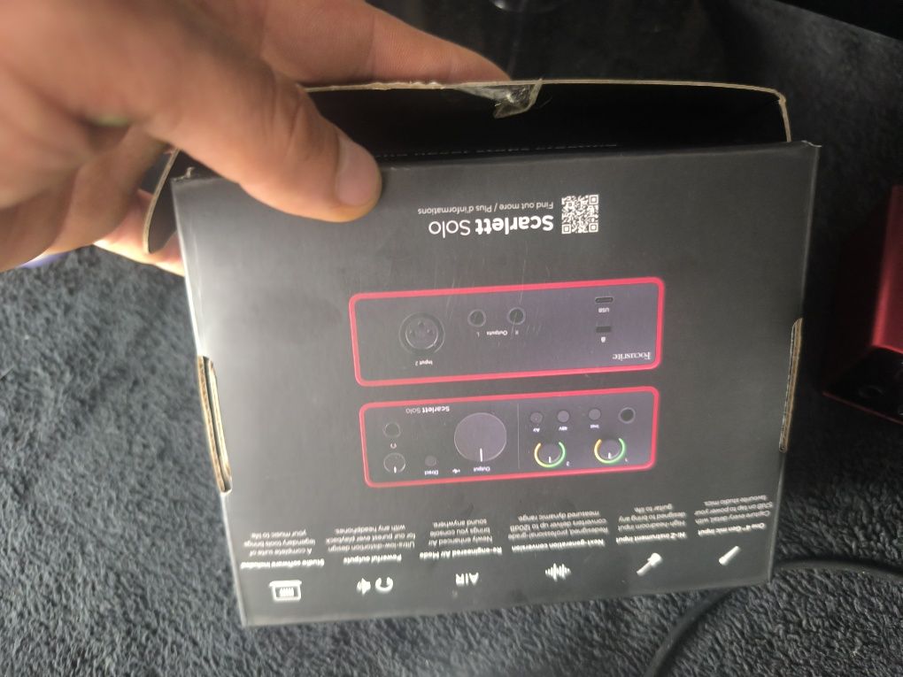 Interfejs audio USB firmy Scarlett Focusritle 4 generacji solo