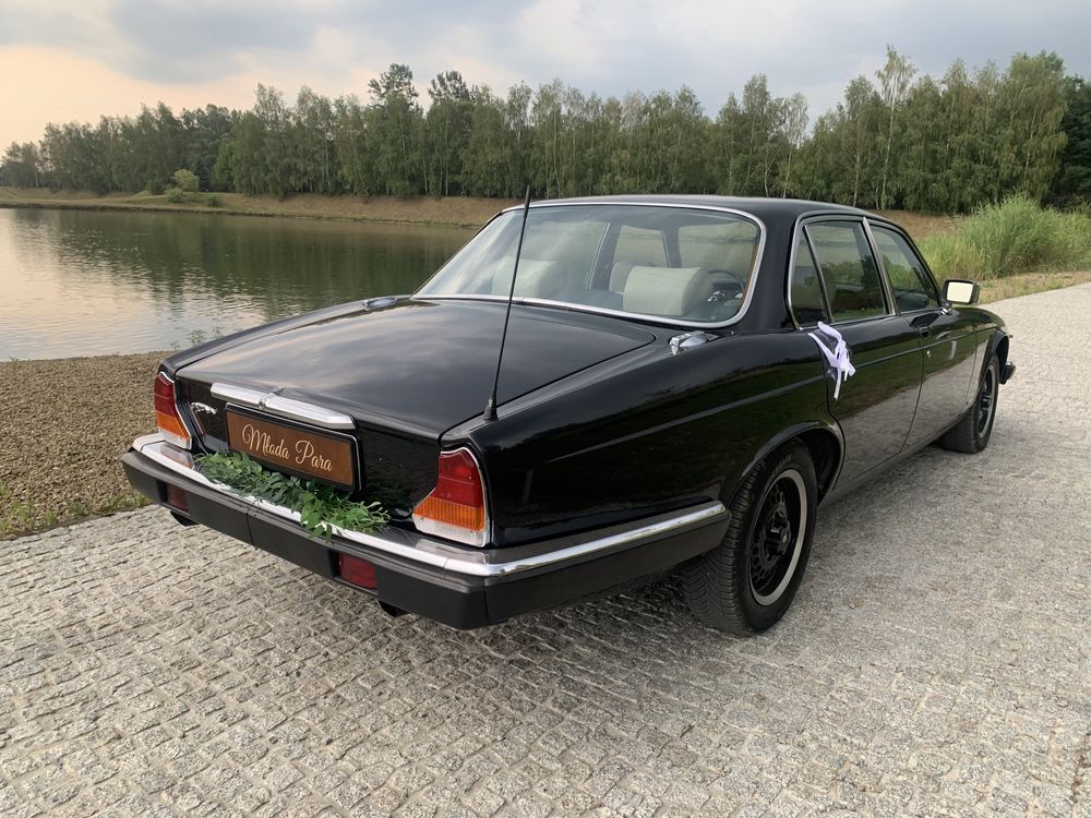 Zabytkowe Auto do Ślubu Jaguar XJ Zabytkowy Samochód na Wesele Kraków