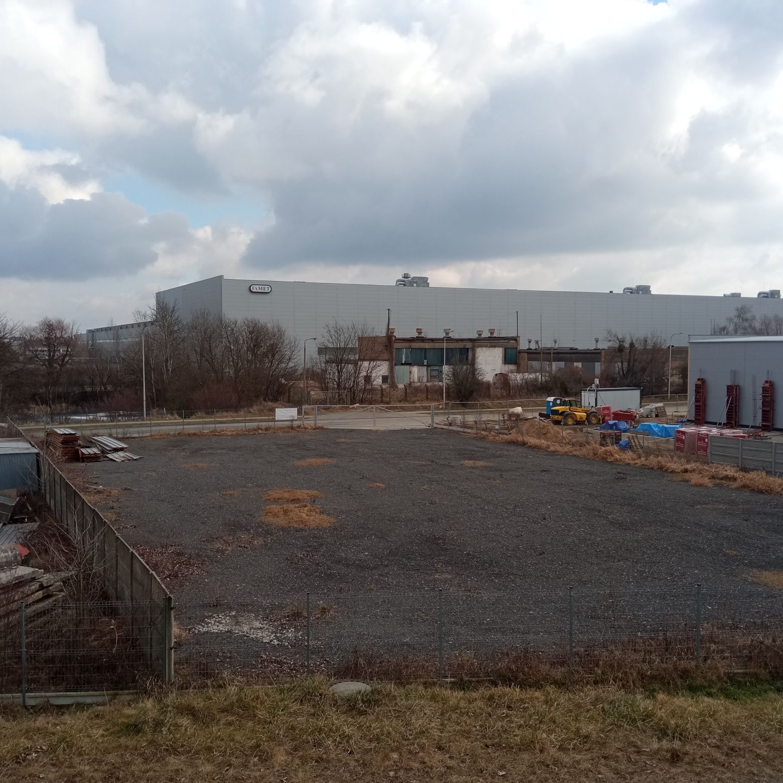 Plac utwardzony, parking TIR , działka do wynajęcia Opole Metalchem