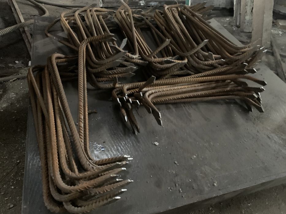 Скоби будівельні арматурні