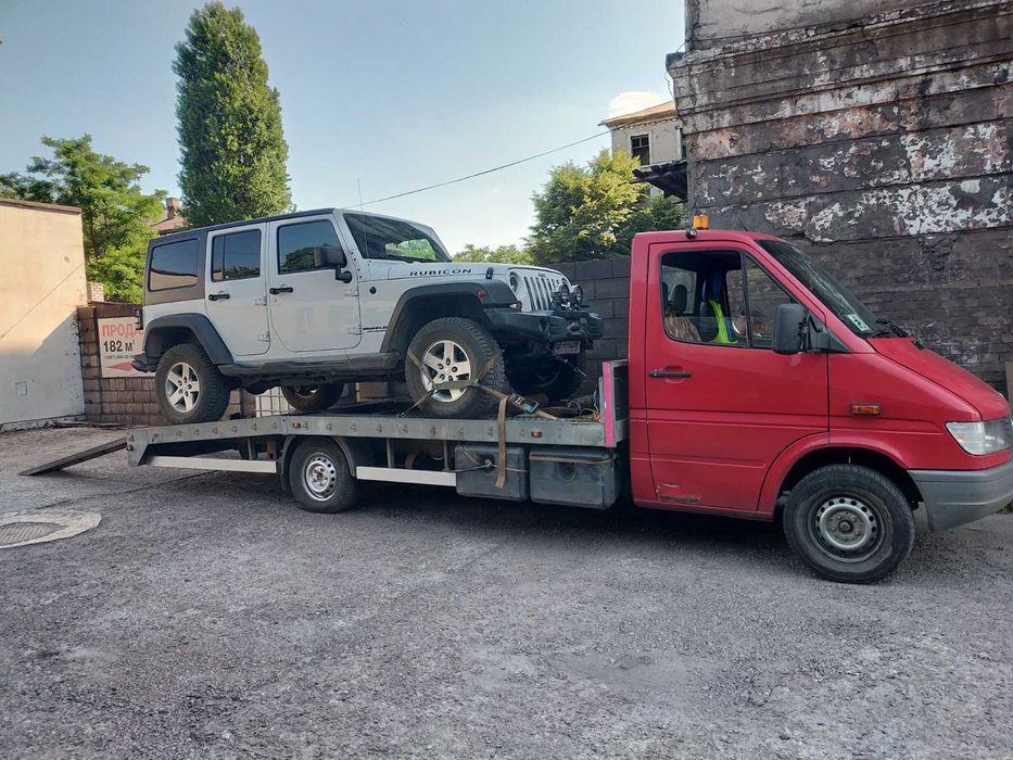 Эвакуатор  Каменское. Услуги перевозки.