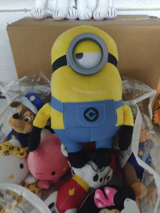 Peluches variados