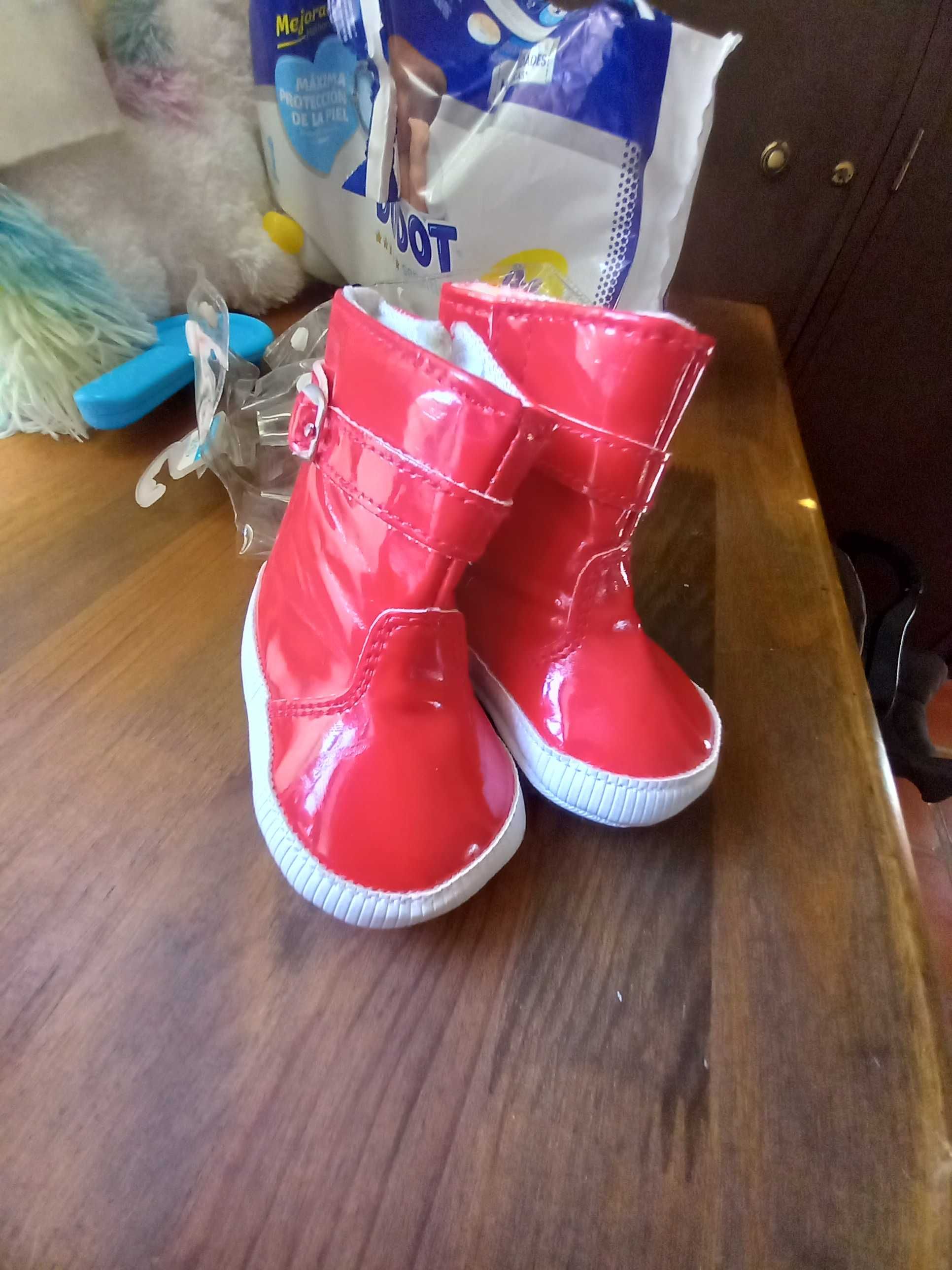 Botas de bebé  menina