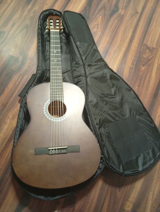 Акустична гітара + чохол для гітари