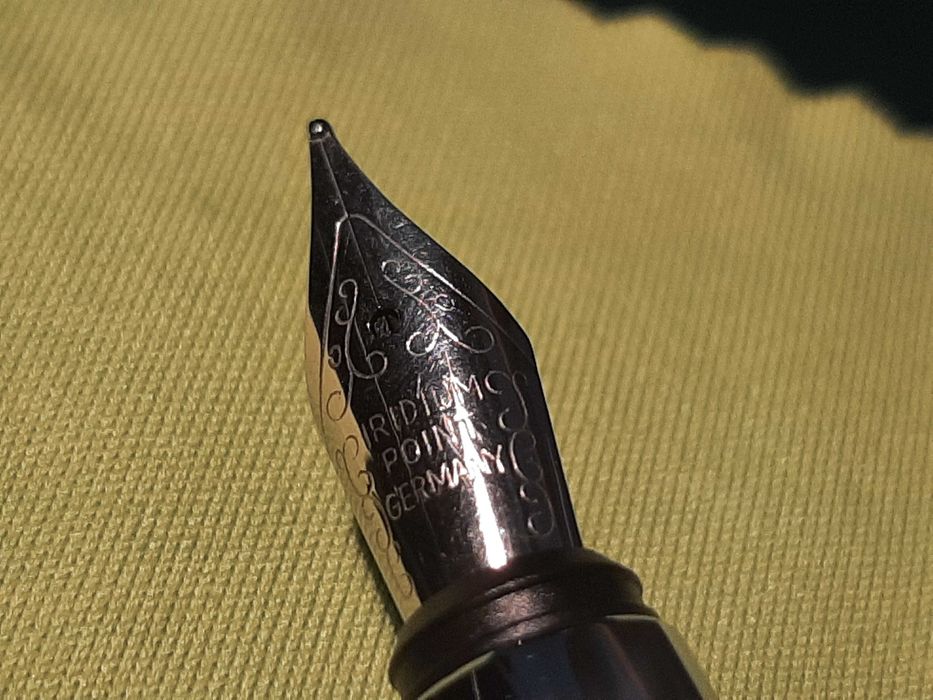 Caneta aparo Cerruti 1881