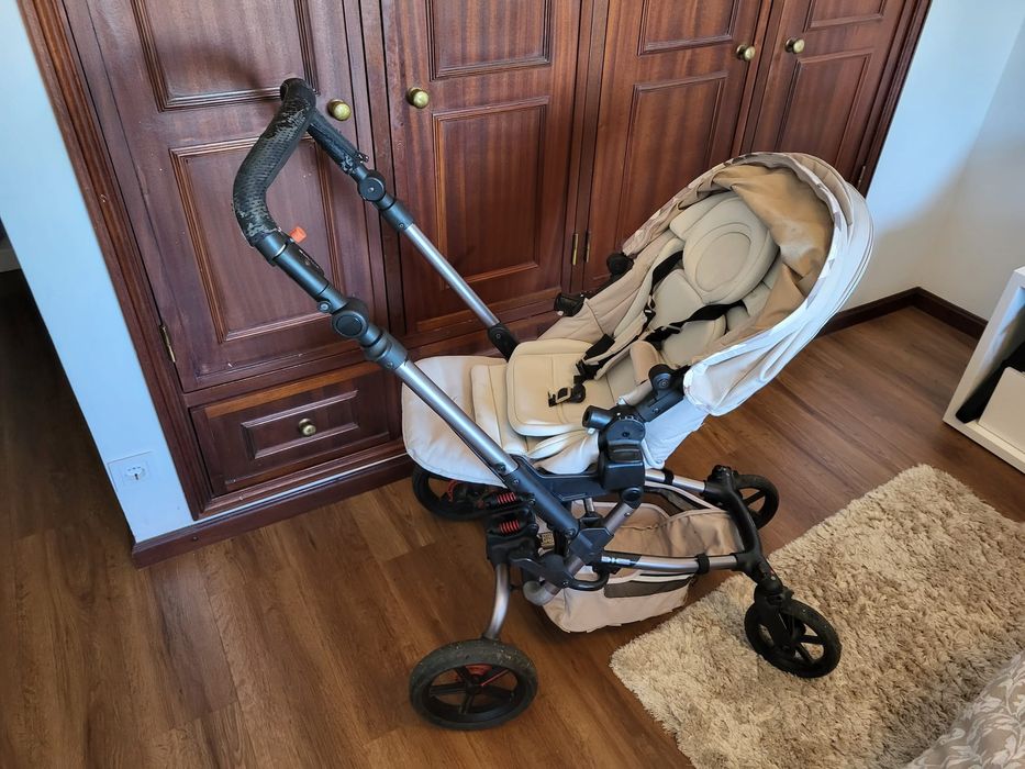 Conjunto duo Jané epic com cadeira Jané Matrix 2