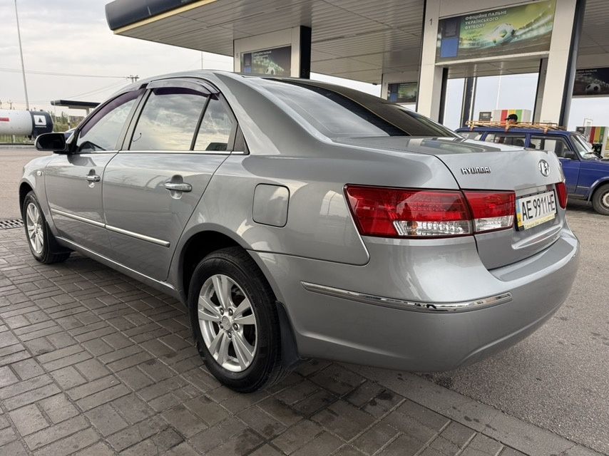 Продам Hyndai Sonata 2.0i automat 2008