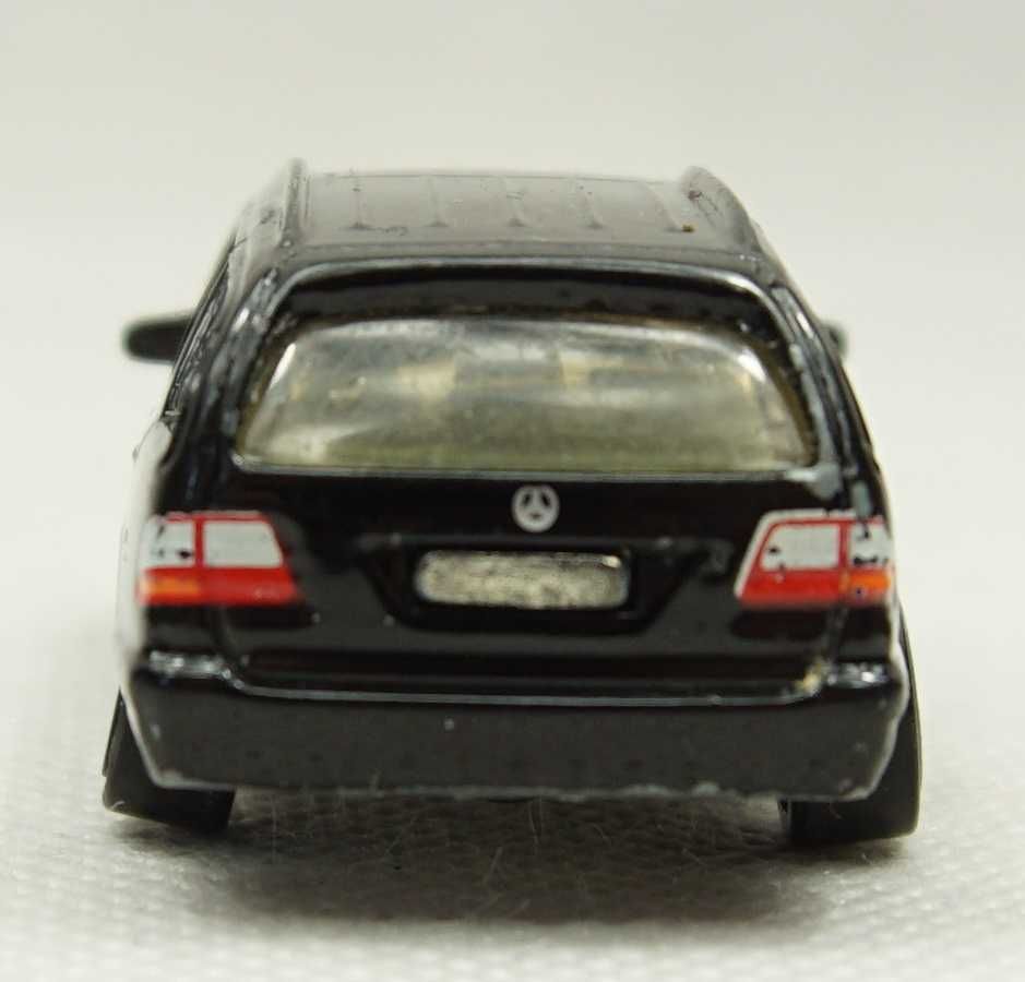 MATCHBOX Mercedes Benz E 430 Wagon 1999