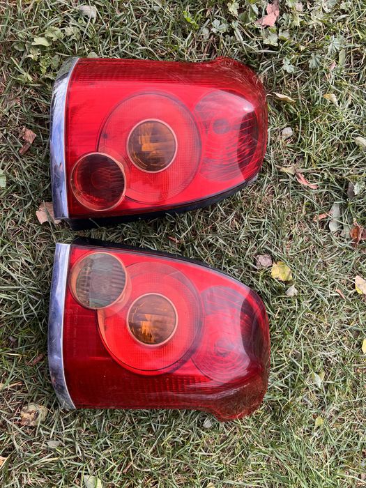 Фонарі задні стоп ліхтарі Toyota Avensis T25 тойота авенсіс т25