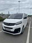 Wynajem busa opel zafira life 9 osobowy