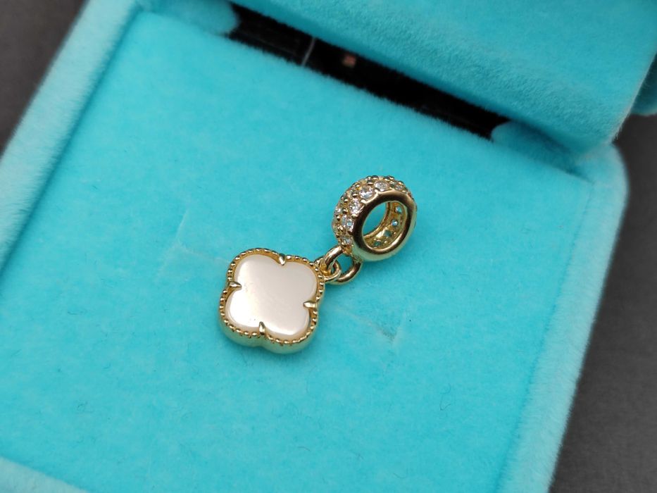 NOWY Złoty Charms koniczyna Jasny Róż / Złoto 585