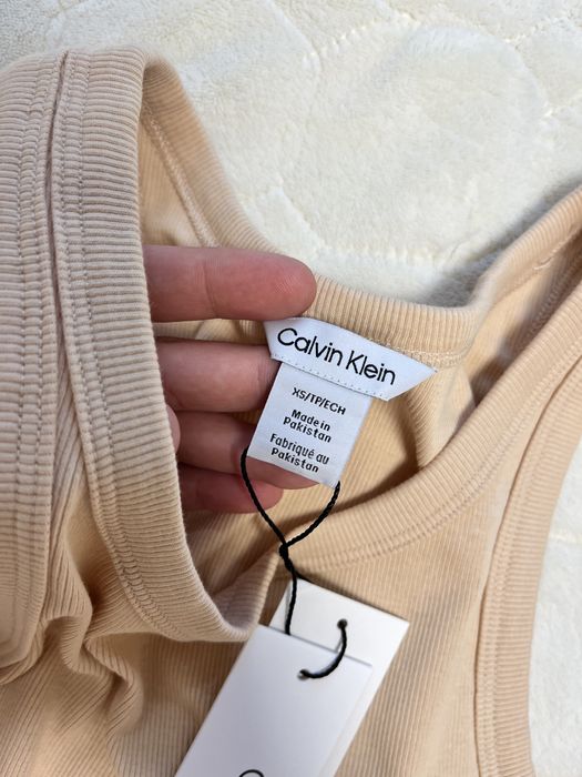 Майка Calvin klein