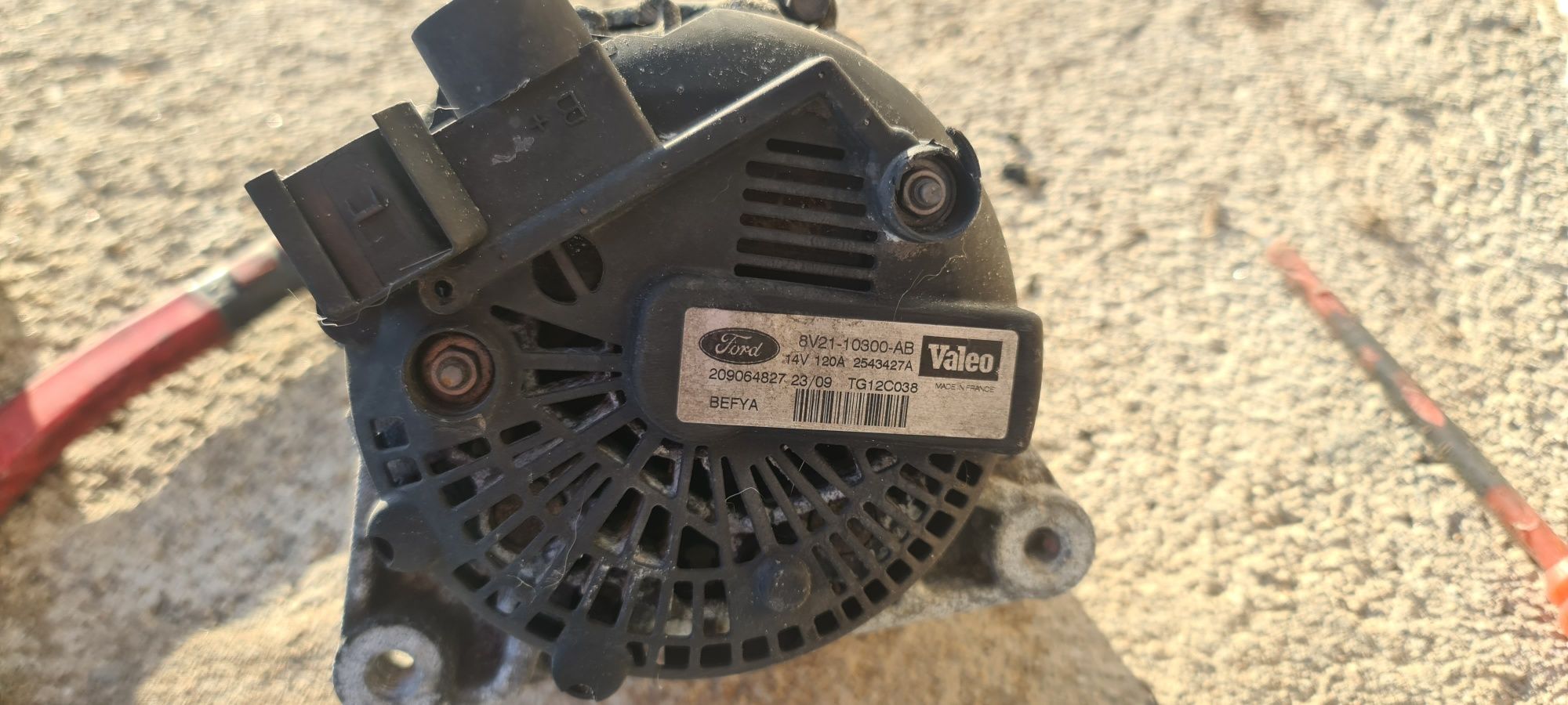 Alternador e motor do ar condici Ford fiesta 1.4 hdi (ler descrição)