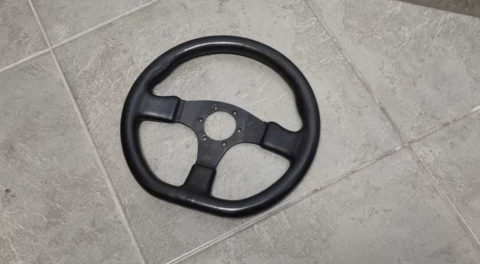 Volante Luisi Ø36cm