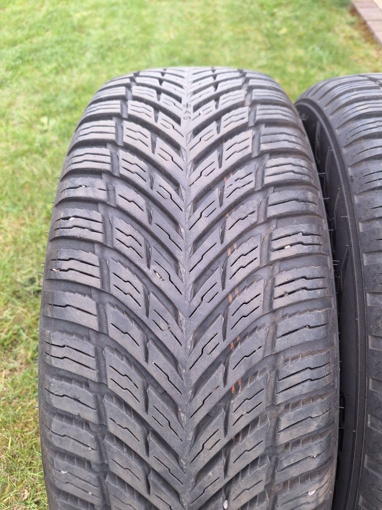 Opony Nokian 215/60 R17