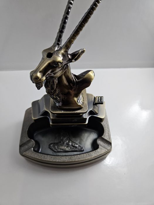 Зажигалка колекционная, хорошего качества