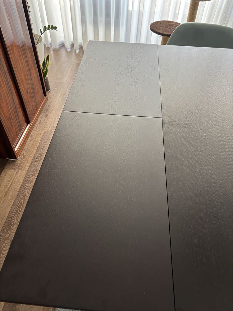 Mesa de Jantar em Madeira Wengué quadrada e Extensível
