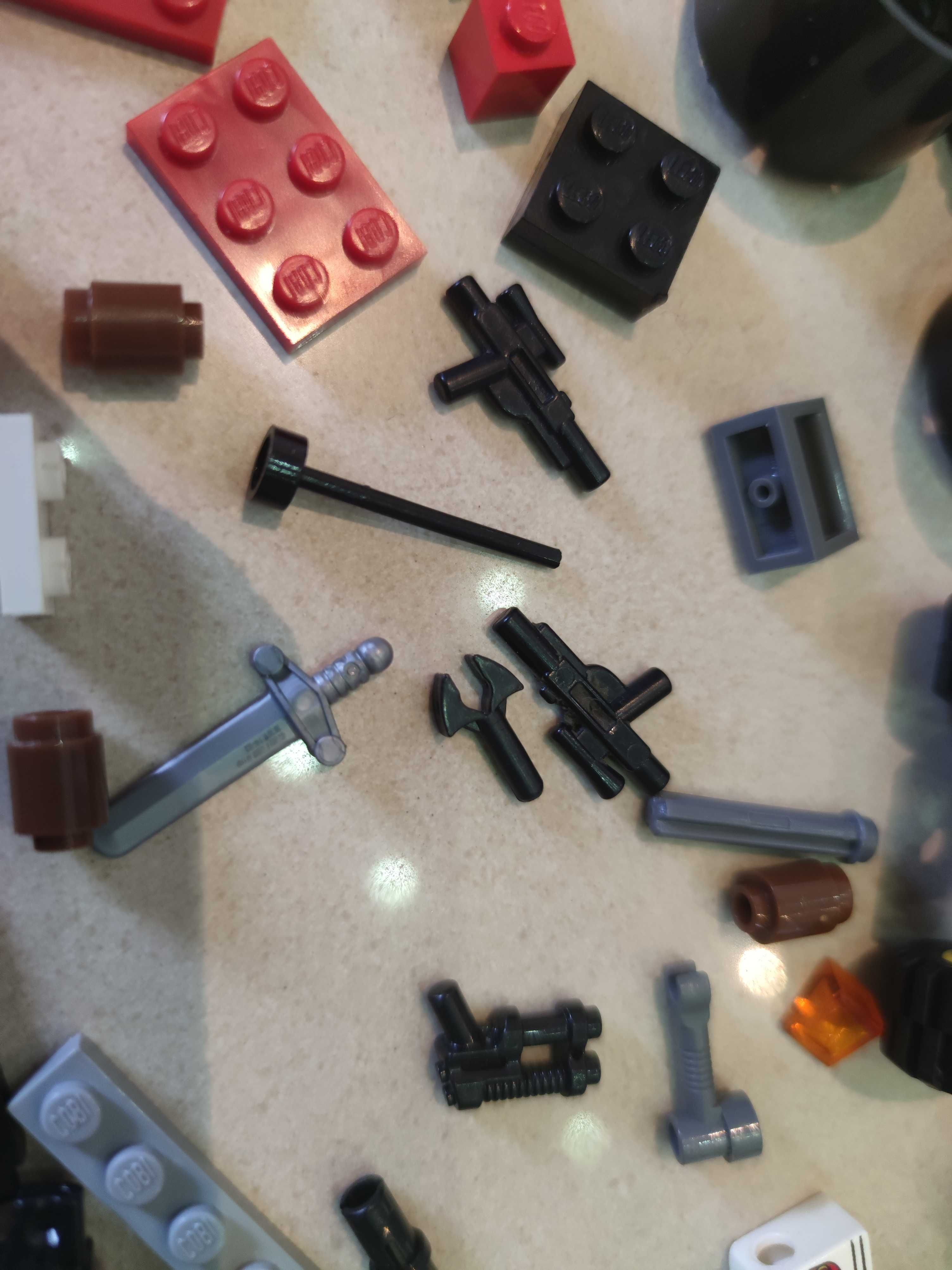 LEGO pojedyncze klocki z różnych zestawów