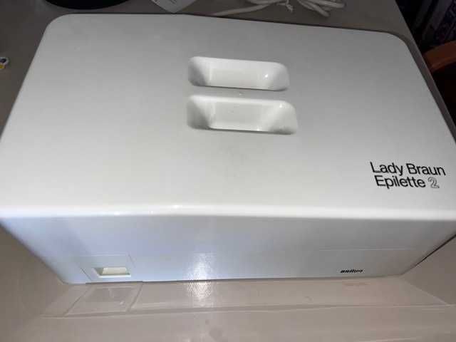 Depiladora a cera quente marca BRAUN