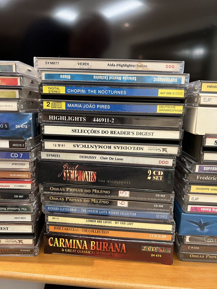 Vendem-se mais de 100 cd’s