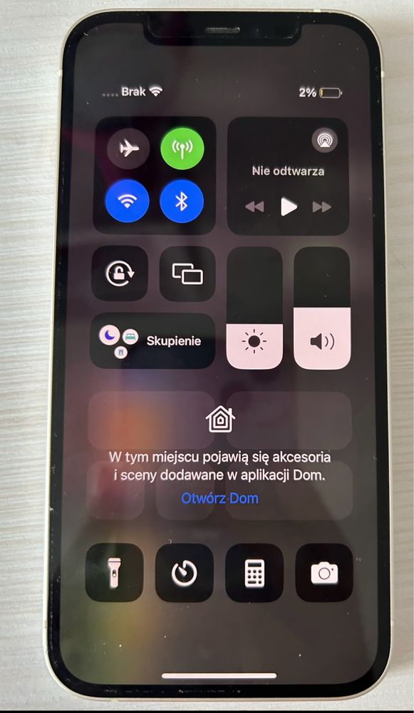 Iphone 12  w stanie bardzo  dobrym