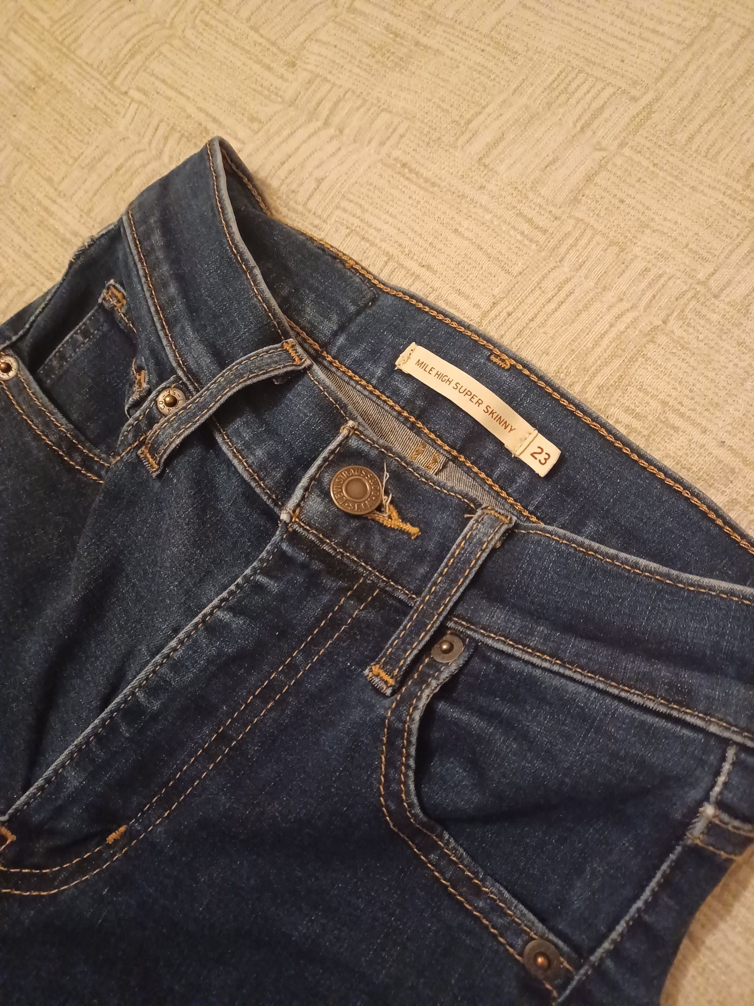 Melhor oferta - Calças Jeans Mulher Levi's 23/30