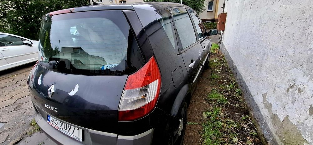Samochód renault Scenic pojemn 1,5 DCI